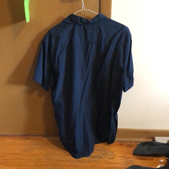 American Eagle light weight cotton button up - Picture 2 of 3